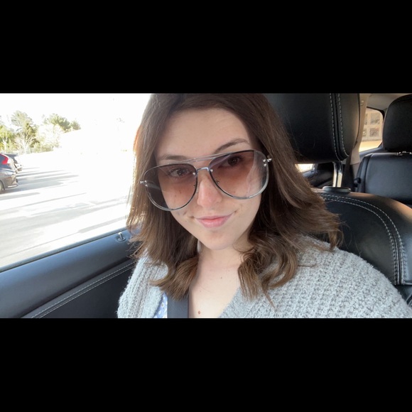 Meet your Posher, Kaylin - Picture 1 of 1